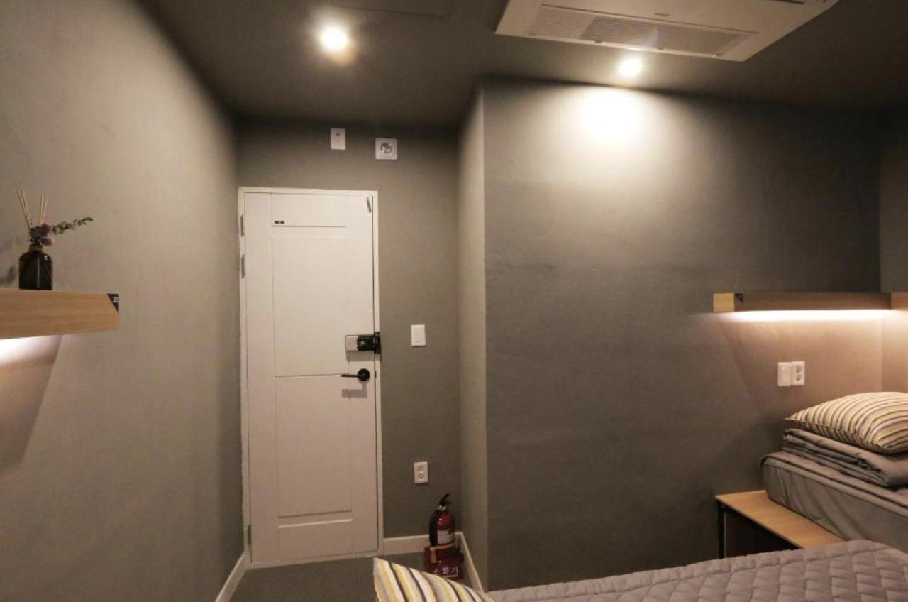 Blueboat Hostel Jeonju Dış mekan fotoğraf