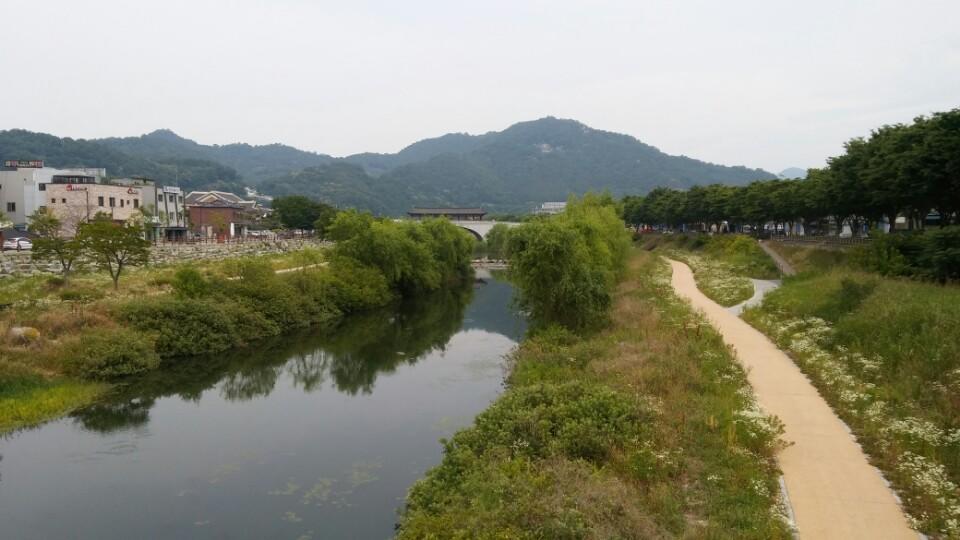 Blueboat Hostel Jeonju Dış mekan fotoğraf