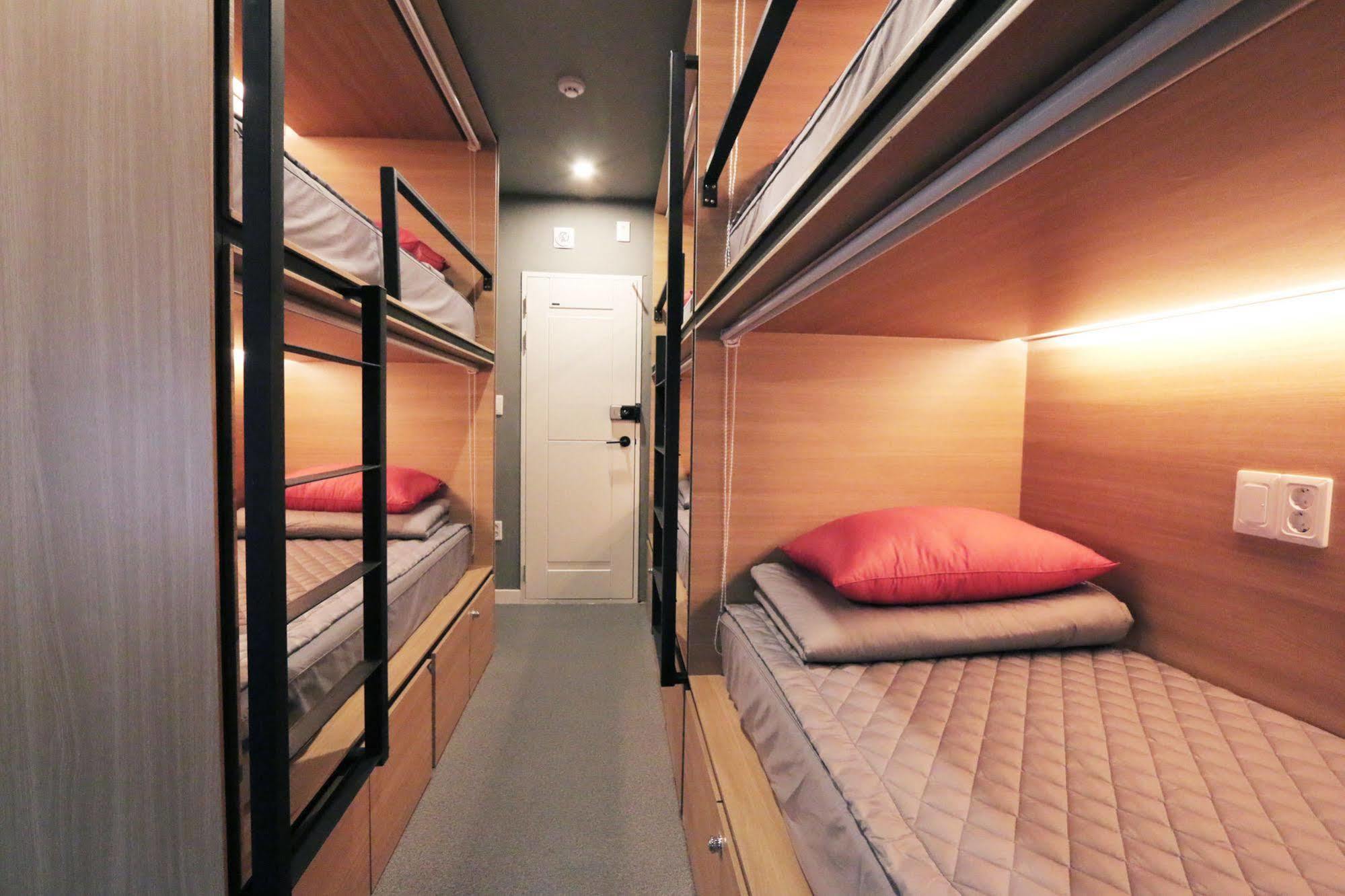 Blueboat Hostel Jeonju Dış mekan fotoğraf