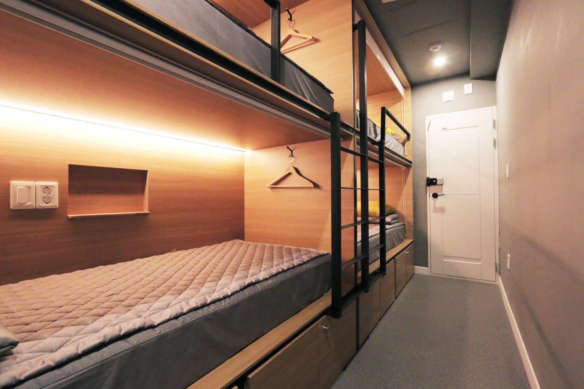 Blueboat Hostel Jeonju Dış mekan fotoğraf